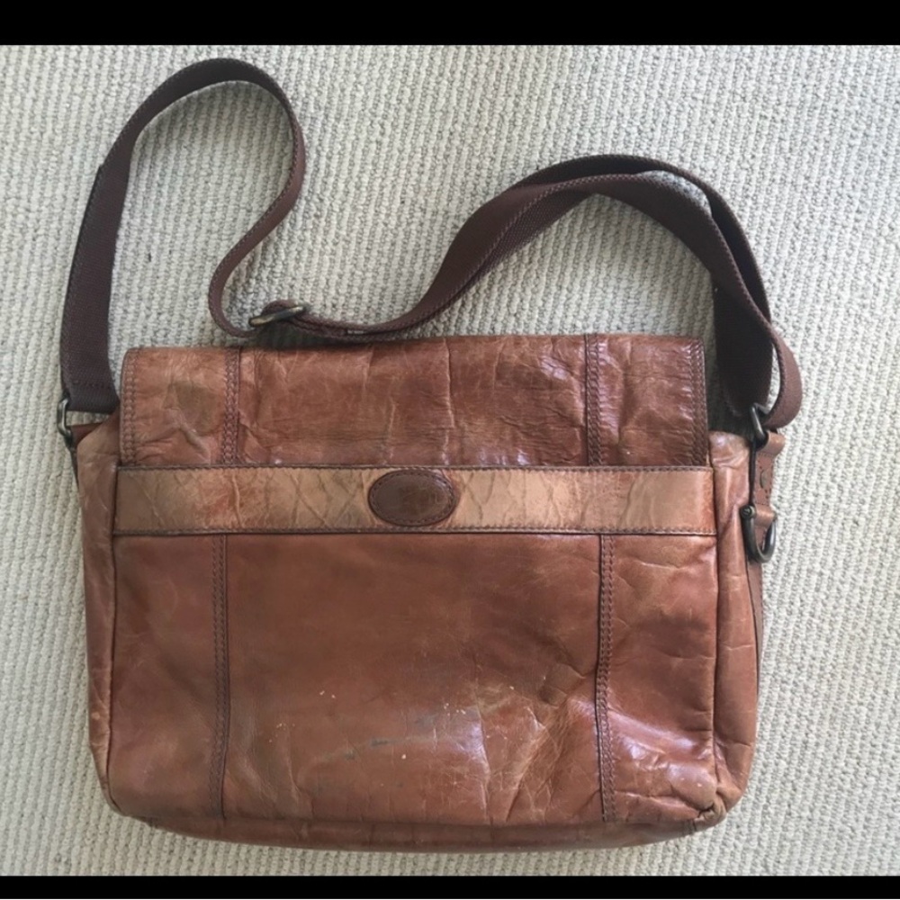 Fossil Tan Leather Messenger Bag